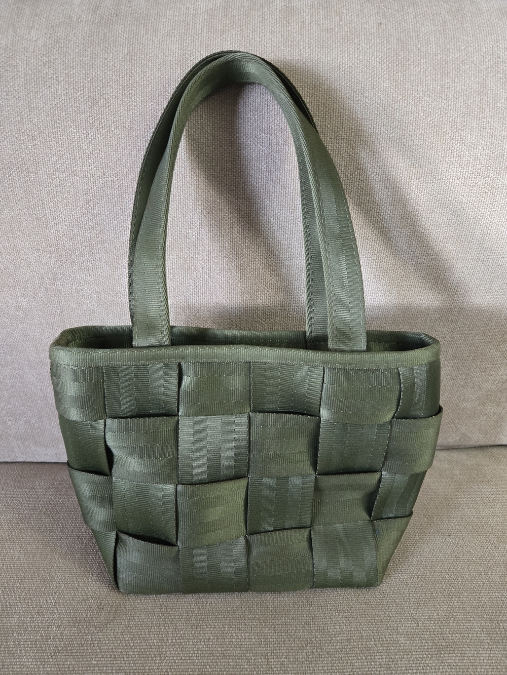 EUC - Harvey's Original Seatbelt Bag - Olive Green Tote Bag